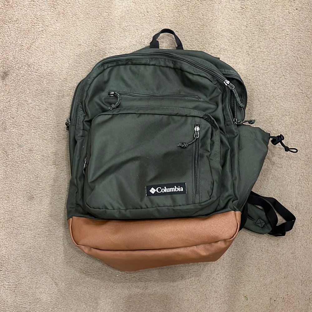 Columbia Olive green backpack